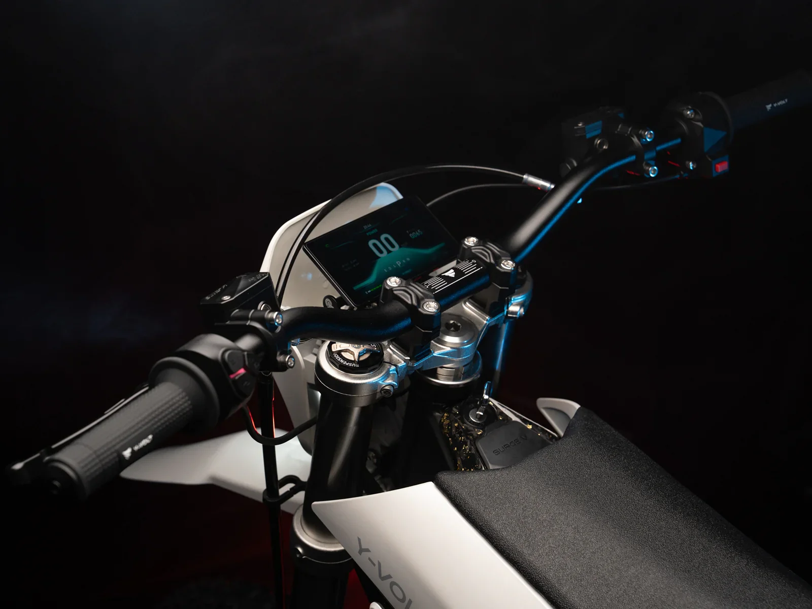 Surge V - Image 8